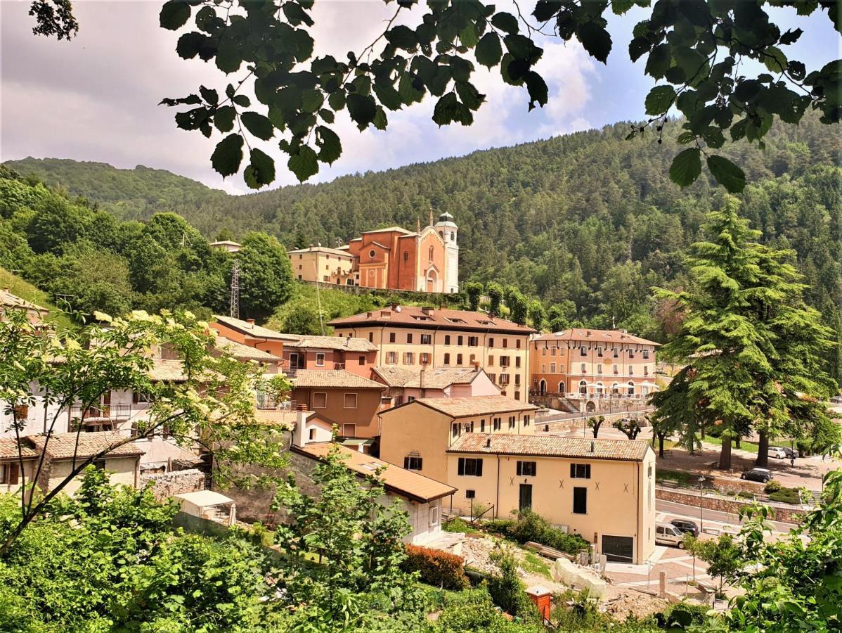 Hotel Baldo Ferrara di Monte Baldo Екстериор снимка